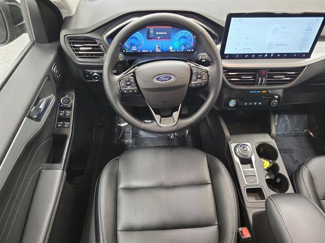 Certified 2025 Ford Escape Platinum AWD/4WD image 13