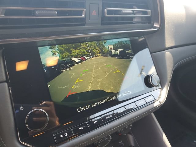 Certified 2025 Nissan Z Performance w/ Floor Mat Package RWD image 18