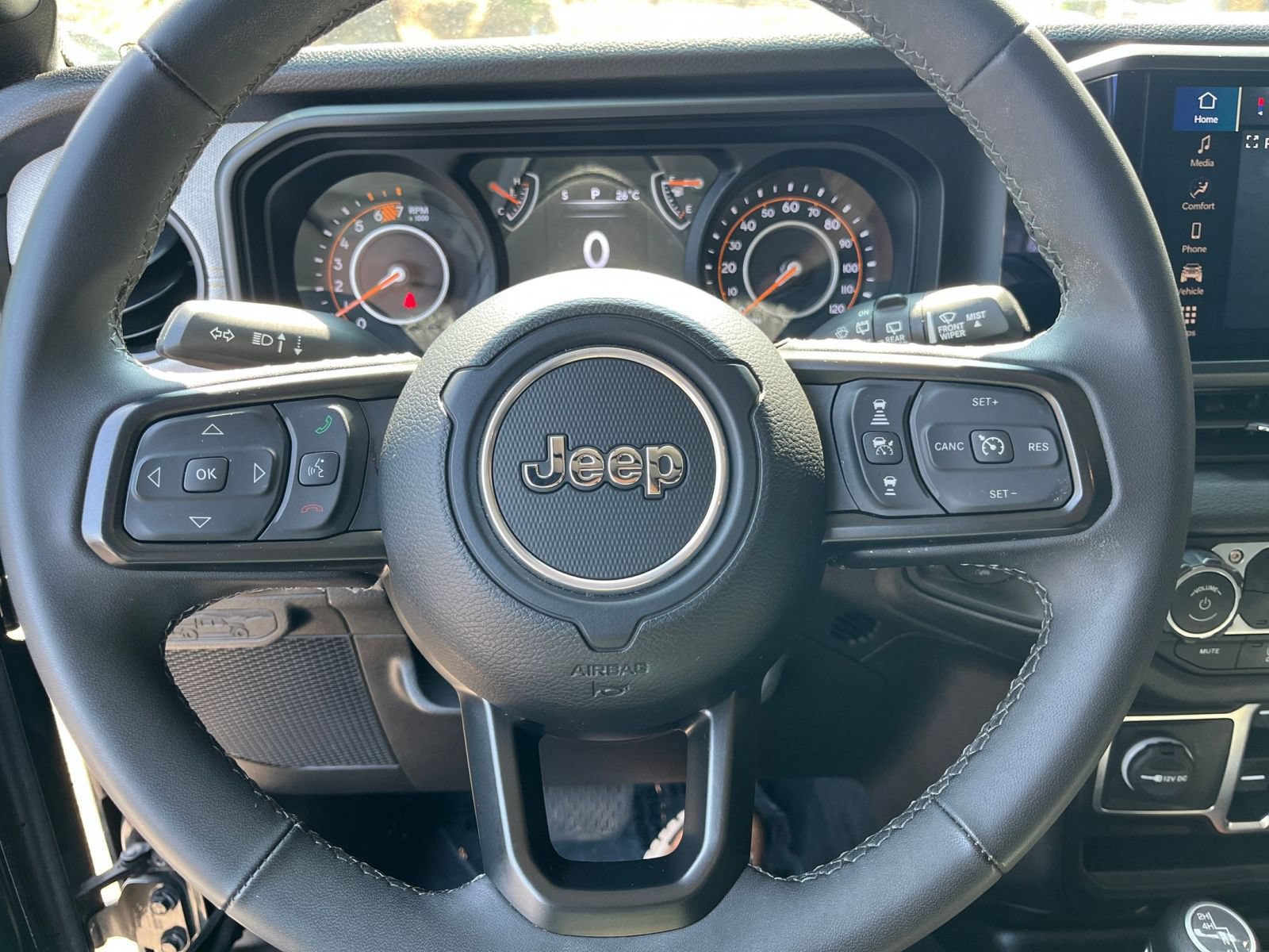 Used 2025 Jeep Wrangler Unlimited Sport AWD/4WD image 28