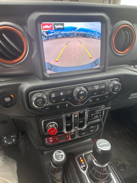 Used 2021 Jeep Gladiator Mojave AWD/4WD image 10