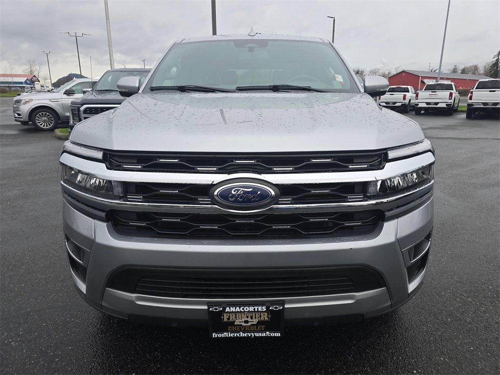 Used 2024 Ford Expedition Limited image 8