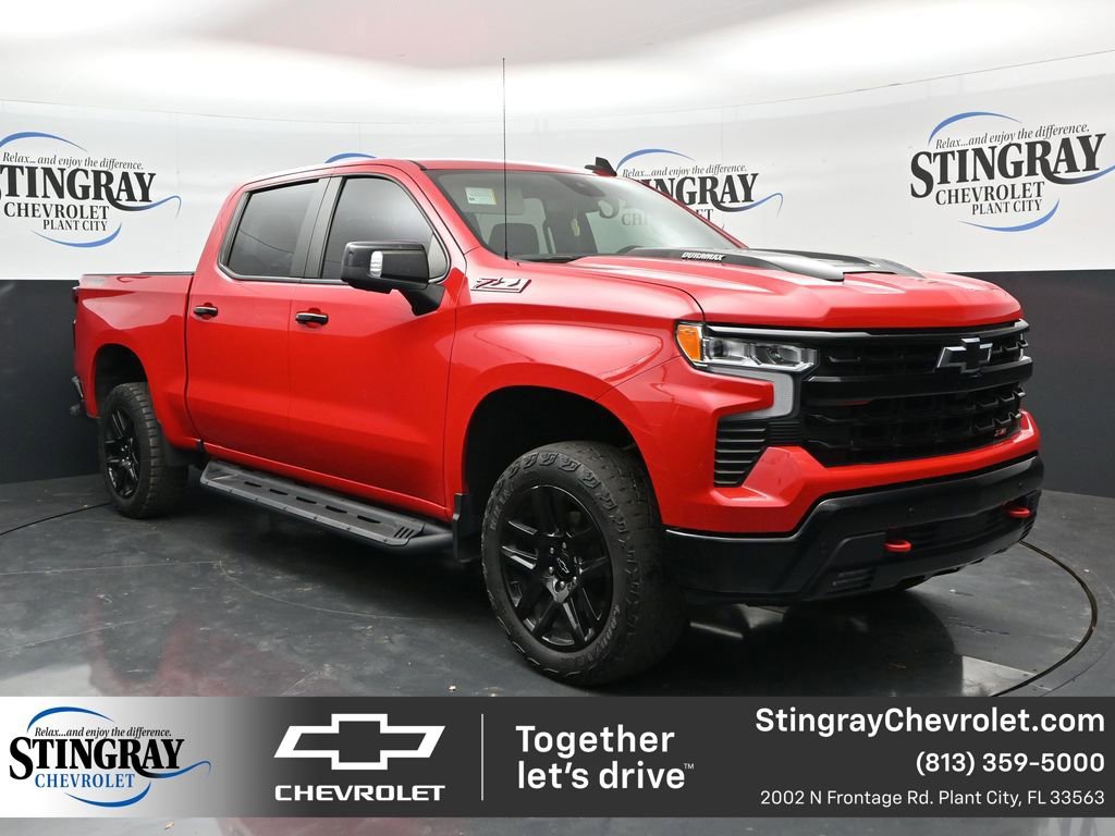 Used 2024 Chevrolet Silverado 1500 LT Trail Boss w/ Convenience Package II AWD/4WD image 1