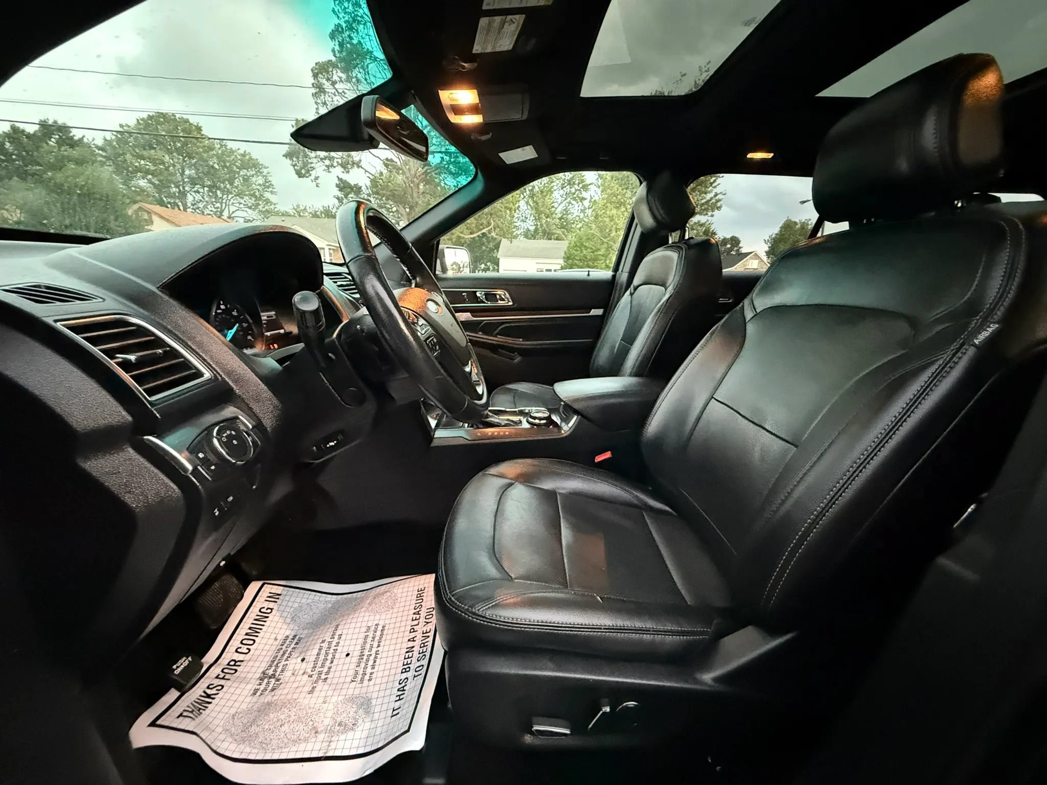 Used 2017 Ford Explorer Limited w/ Equipment Group 301A AWD/4WD image 6