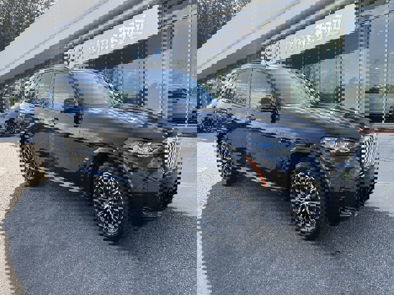 Certified 2025 BMW X5 sDrive40i w/ M Sport Package image 2