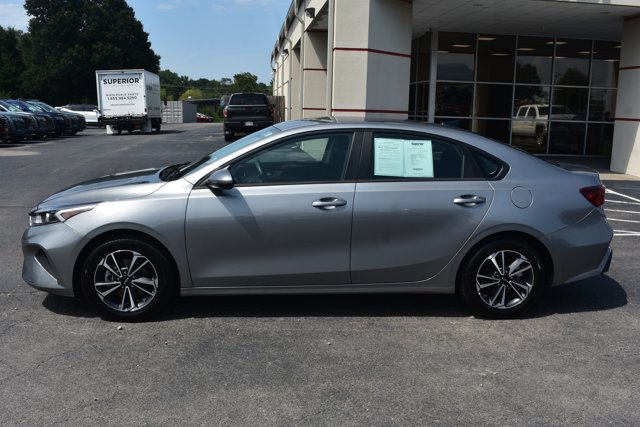Used 2024 Kia Forte LXS FWD image 9