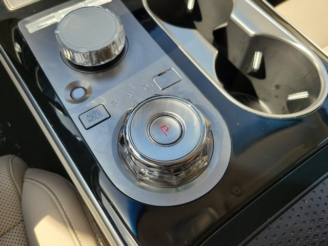 Certified 2026 Genesis GV70 2.5T AWD/4WD image 28