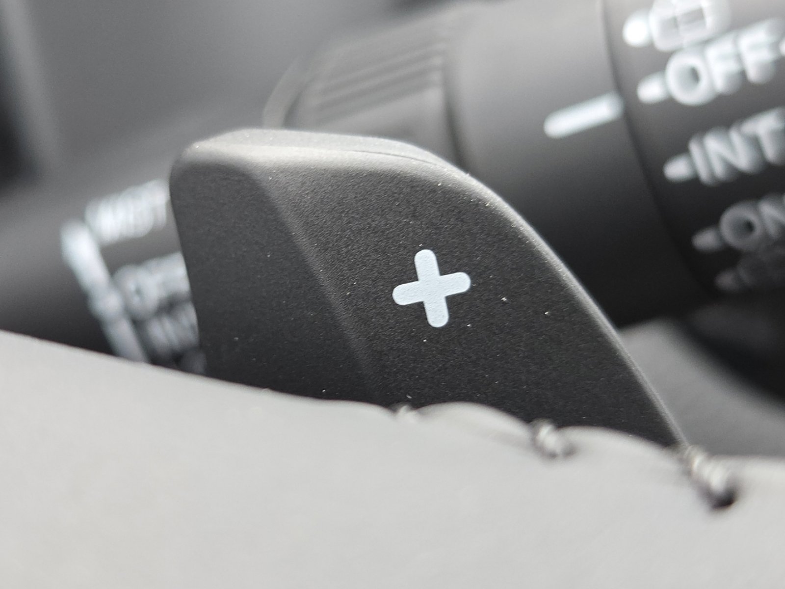 New 2026 Honda Odyssey Touring image 13