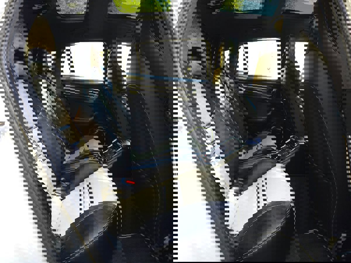 Used 2020 Porsche Panamera 4S image 28