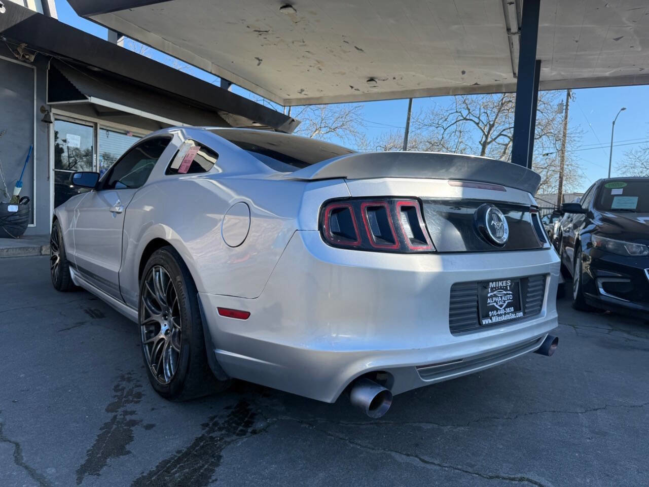 Used 2014 Ford Mustang Premium w/ Electronics Package RWD image 14