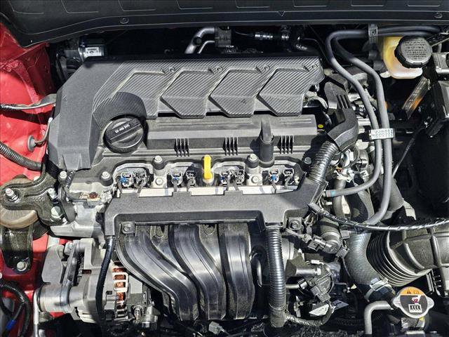 New 2025 Hyundai Venue SEL image 16