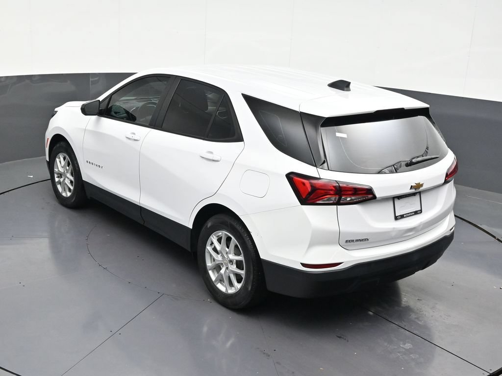 Used 2023 Chevrolet Equinox LS FWD image 22