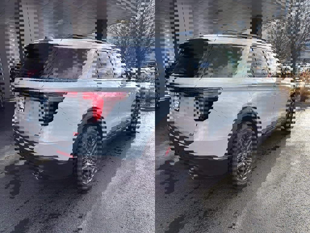 New 2026 Ford Explorer ST image 4