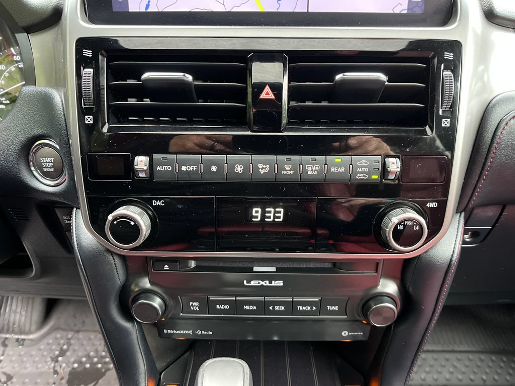 Used 2023 Lexus GX 460 Premium w/ Premium Package AWD/4WD image 17
