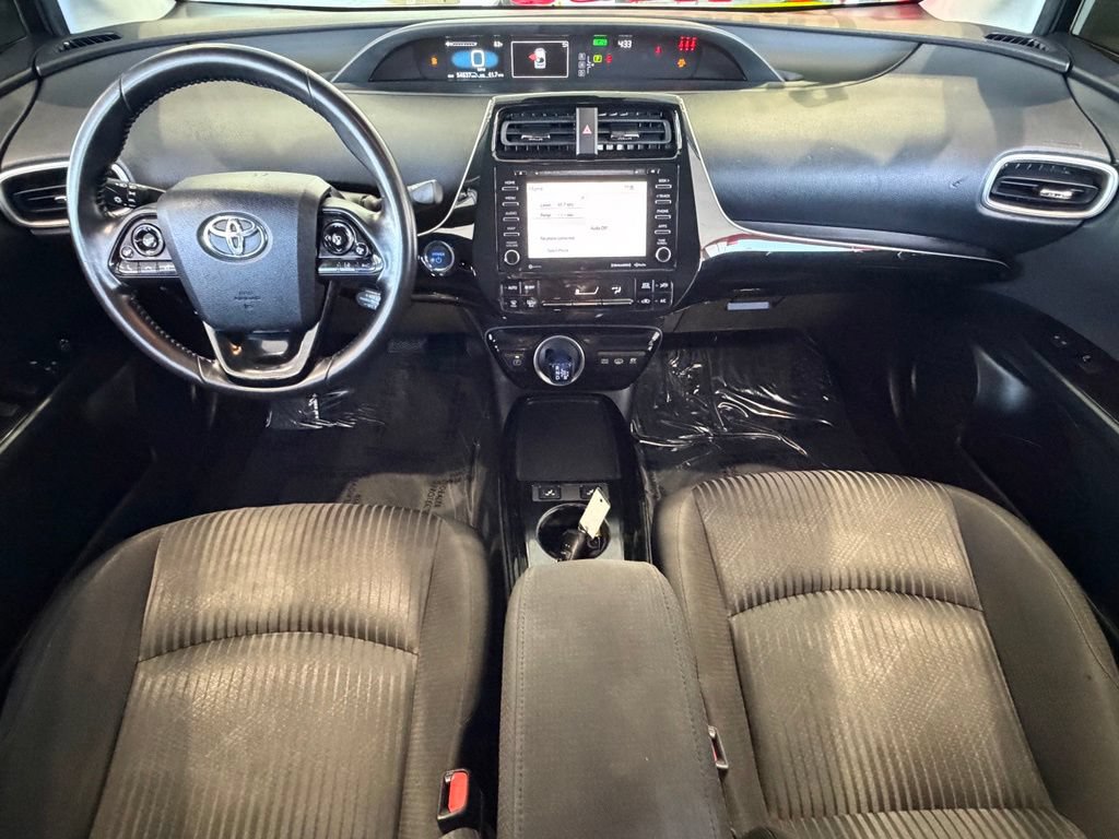 Certified 2021 Toyota Prius Prime LE FWD image 32