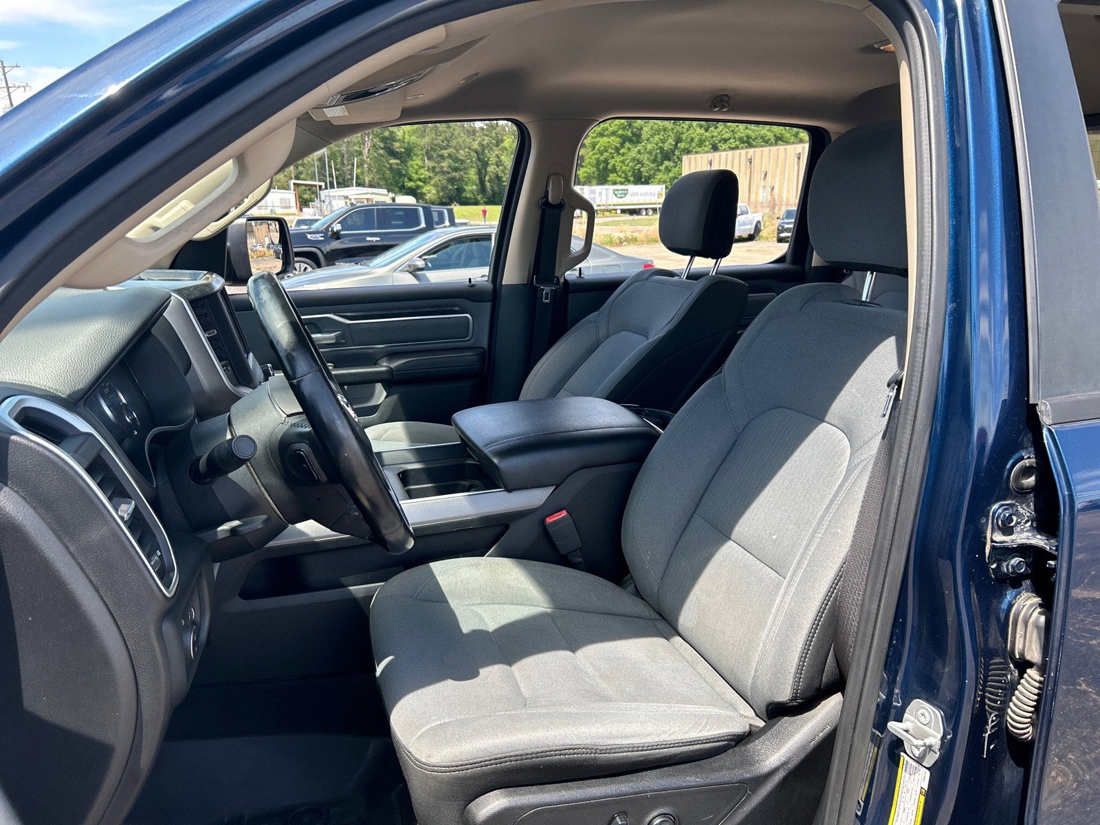 Used 2019 RAM 1500 Big Horn AWD/4WD image 15