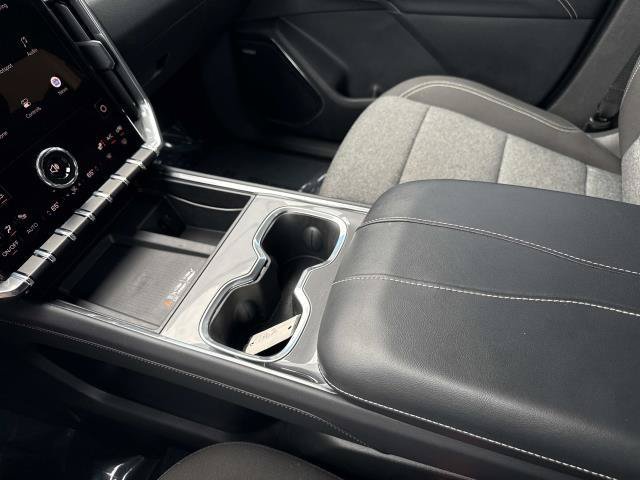 Used 2025 GMC Acadia Elevation FWD image 22