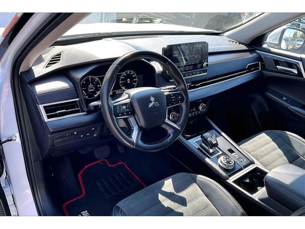 Used 2024 Mitsubishi Outlander Ralliart AWD/4WD image 14