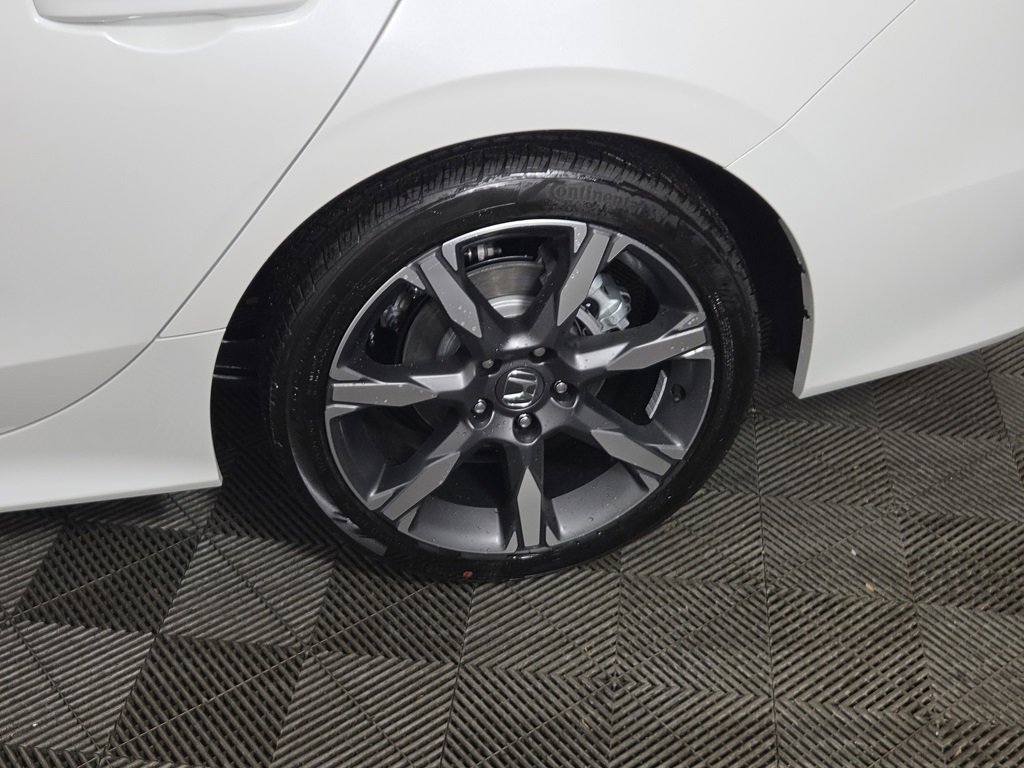 New 2026 Honda Civic Sport Touring image 7