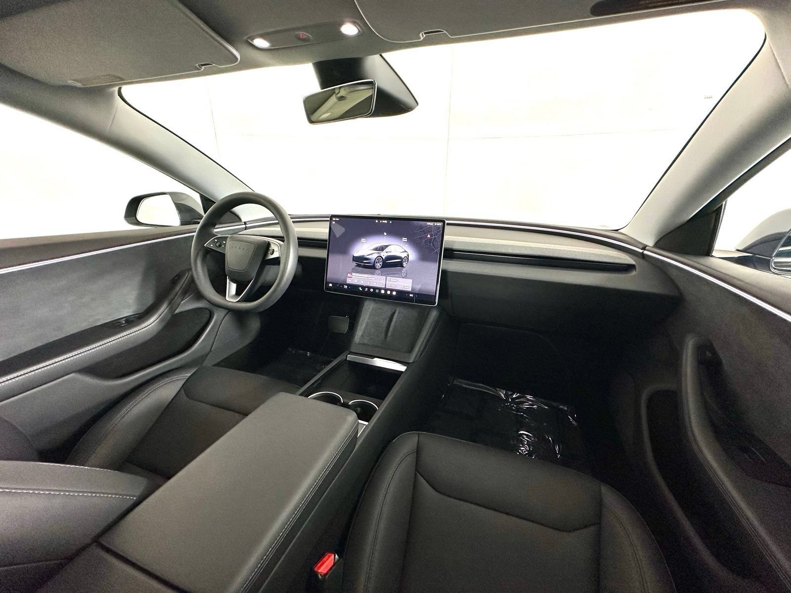 Used 2024 Tesla Model 3 Standard Range RWD image 2