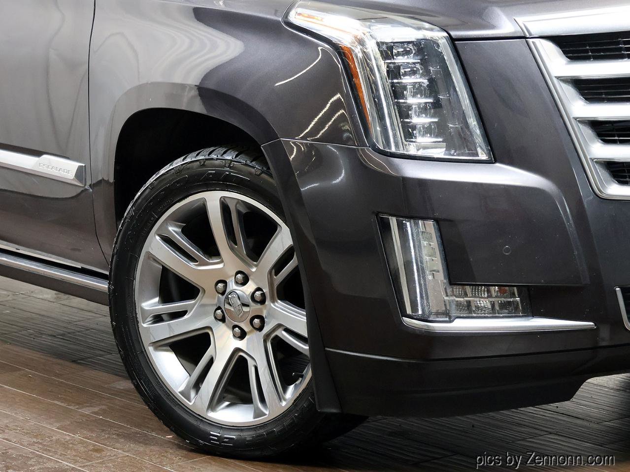 Used 2015 Cadillac Escalade Premium AWD/4WD image 3