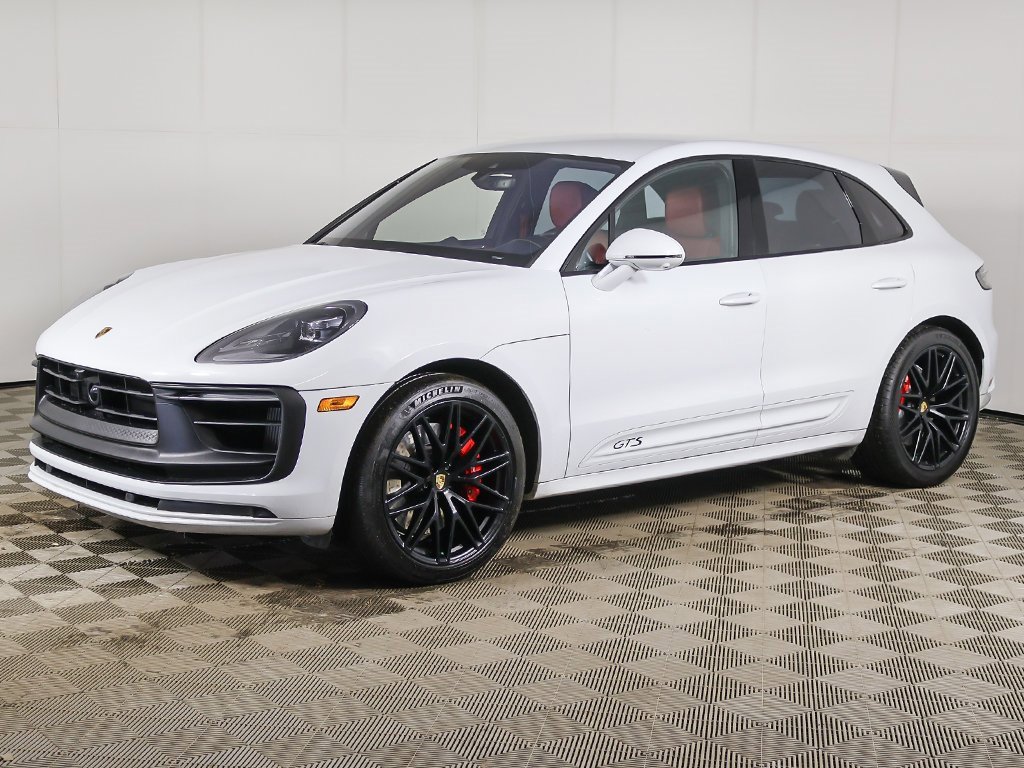 Used 2024 Porsche Macan GTS image 10