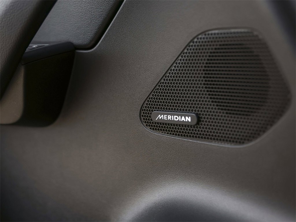 Used 2019 Jaguar F-PACE Prestige image 30