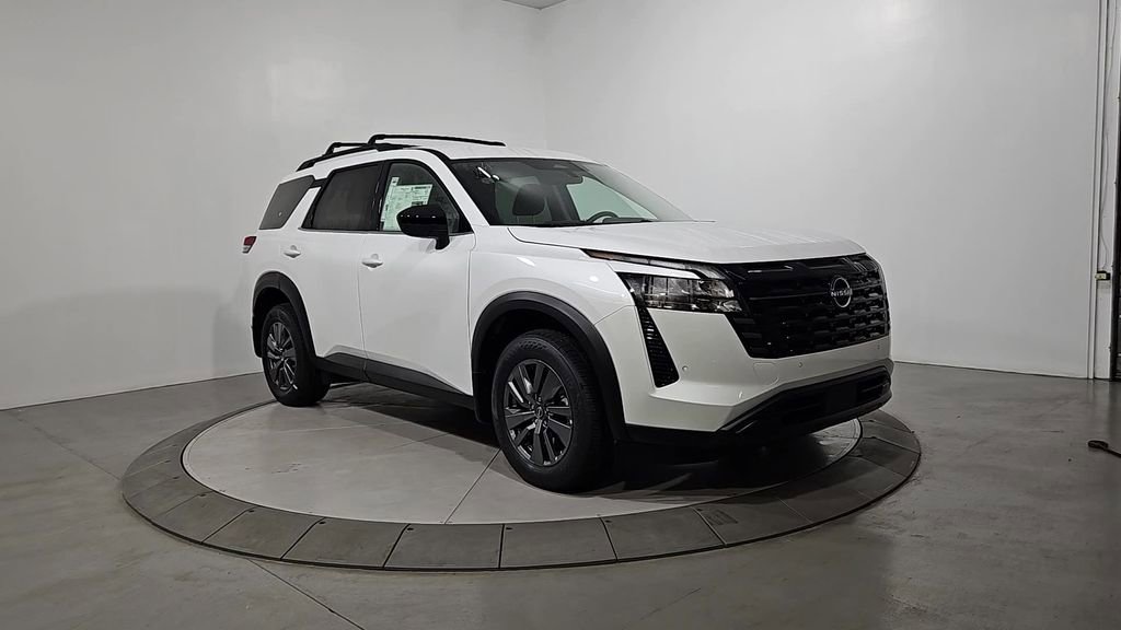 New 2026 Nissan Pathfinder SV image 8