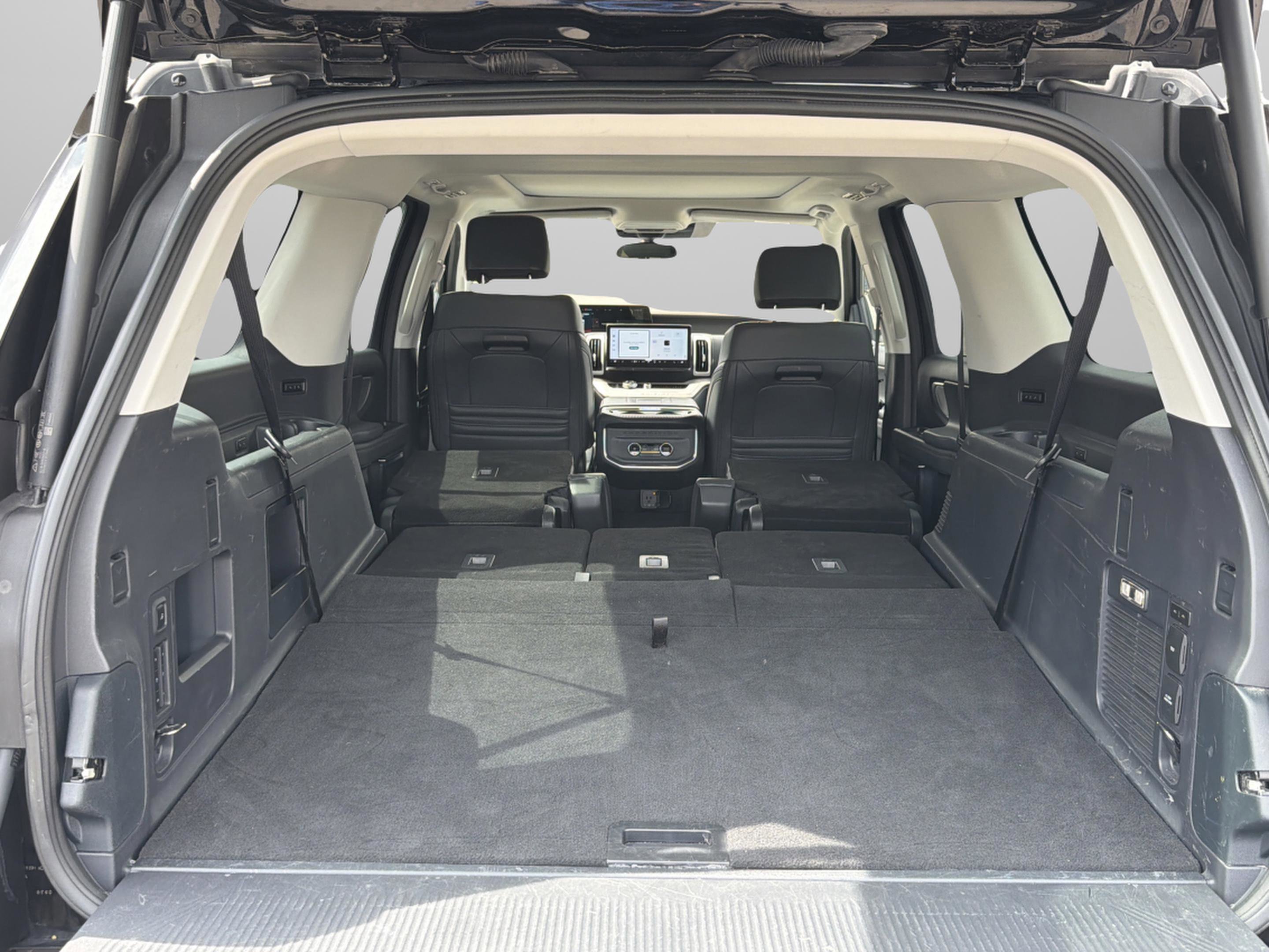 Used 2025 Ford Expedition Max Active image 27