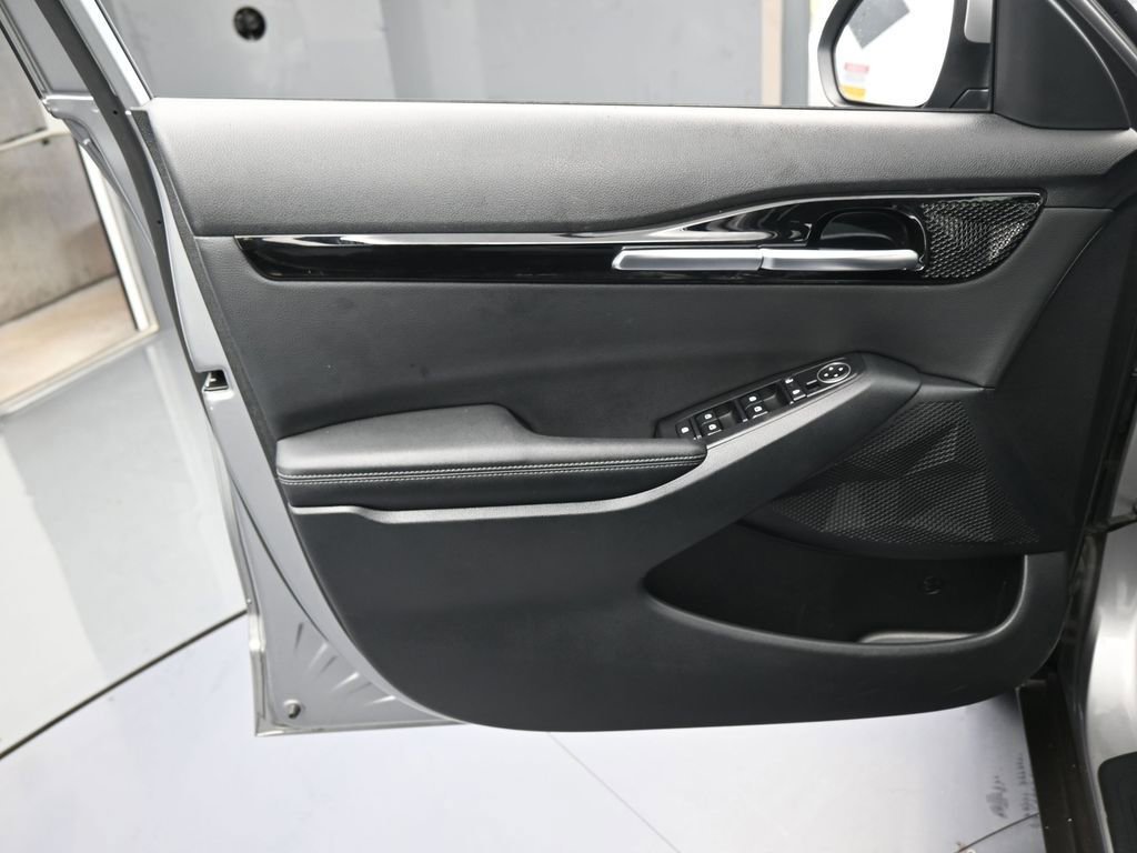 Used 2025 Kia Seltos EX w/ EX Sunroof Package FWD image 13