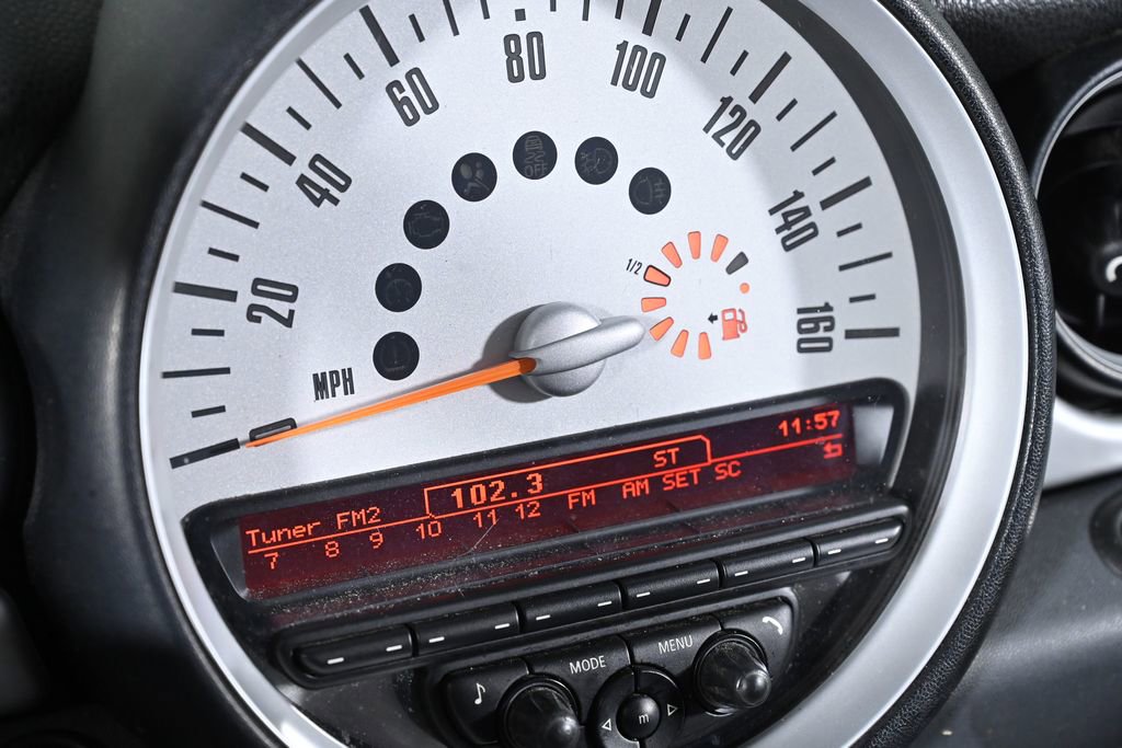 Used 2011 MINI Cooper Hardtop image 14