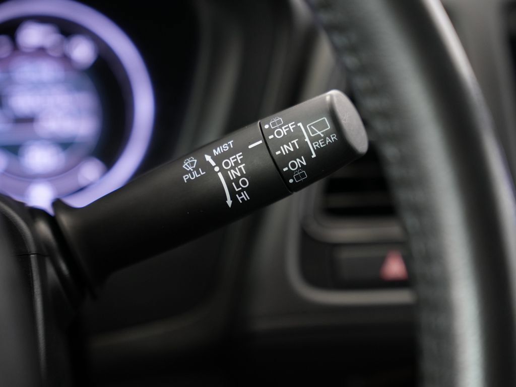 Used 2020 Honda HR-V Sport image 17