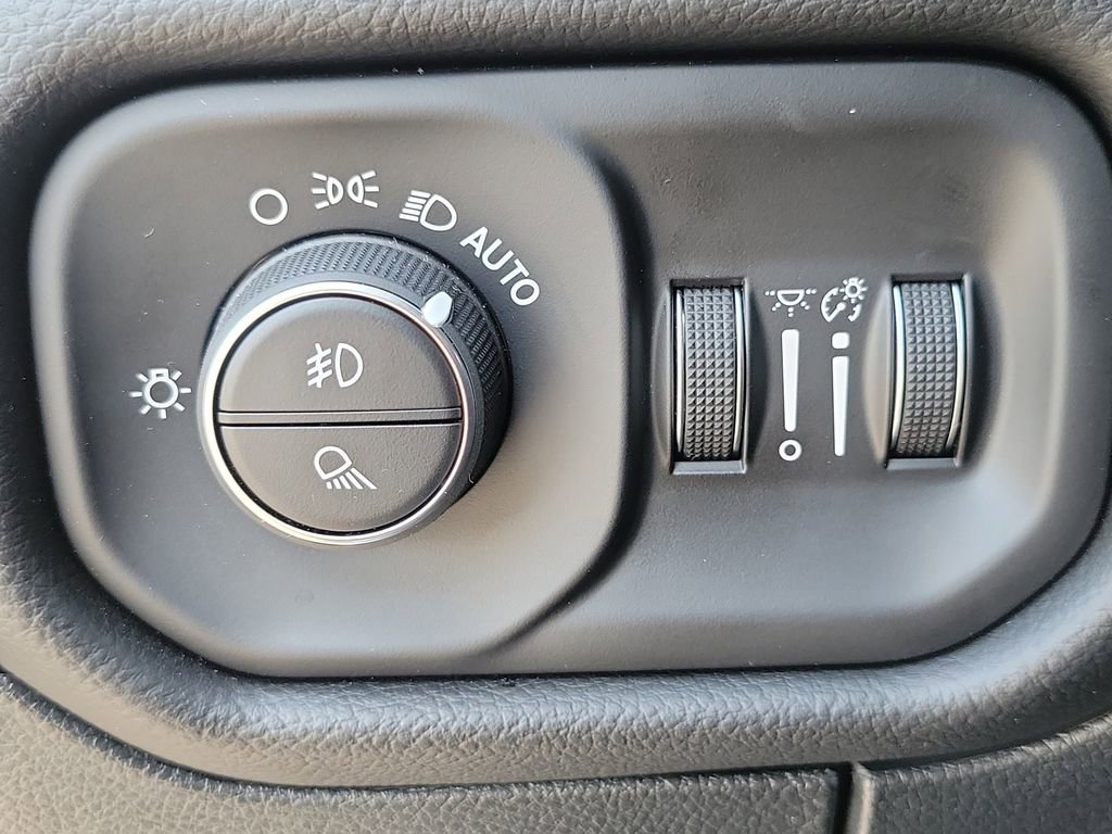 Used 2026 RAM 1500 RHO image 21