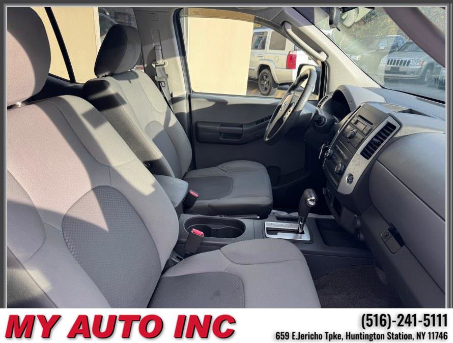 Used 2011 Nissan Xterra S image 25