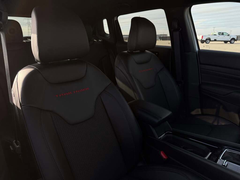 New 2026 Jeep Compass Trailhawk image 26