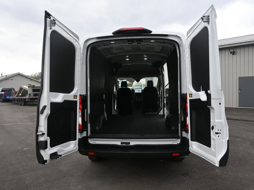 New 2026 Ford Transit 250 148 Medium Roof Extended AWD image 29