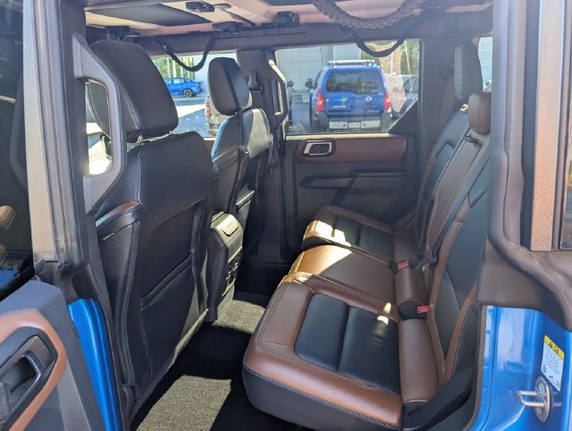 Used 2024 Ford Bronco Outer Banks AWD/4WD image 9