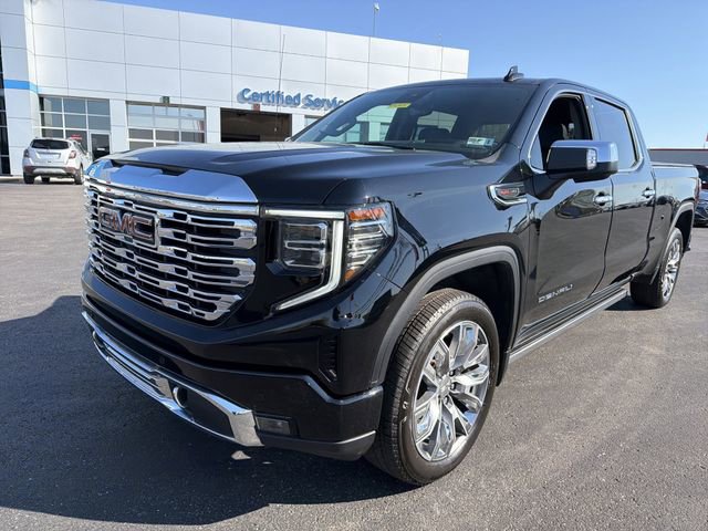 Used 2024 GMC Sierra 1500 Denali w/ Denali Reserve Package AWD/4WD image 11