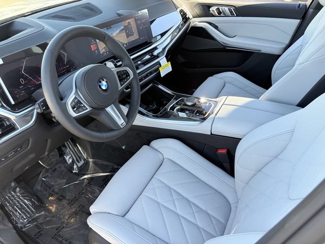 Used 2026 BMW X5 sDrive40i w/ M Sport Package RWD image 18
