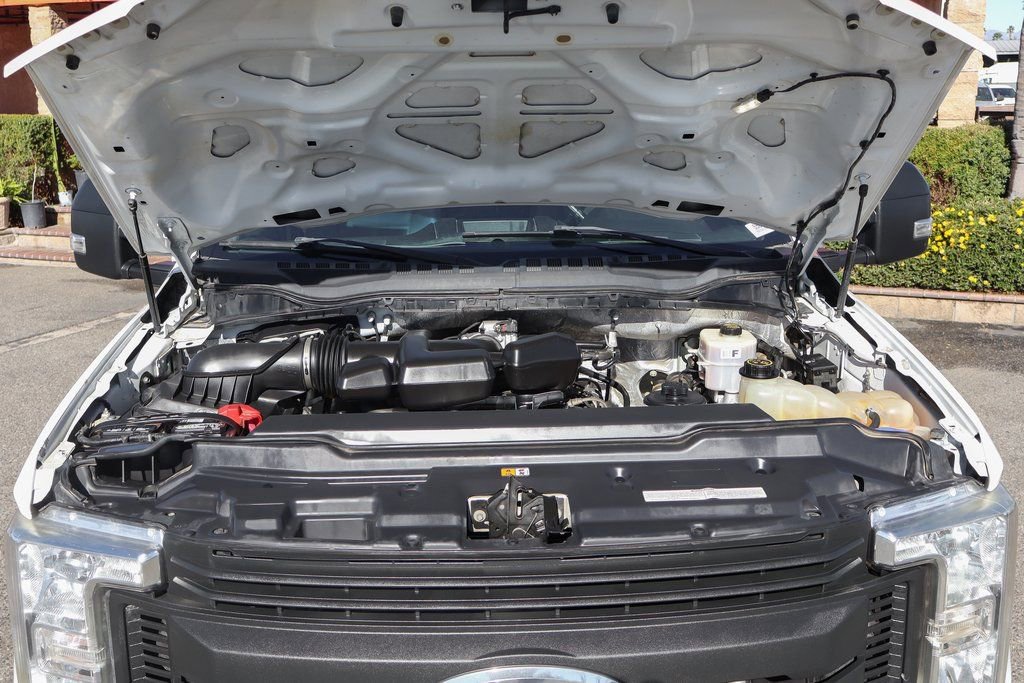 Used 2018 Ford F350 XL w/ Power Equipment Group image 12