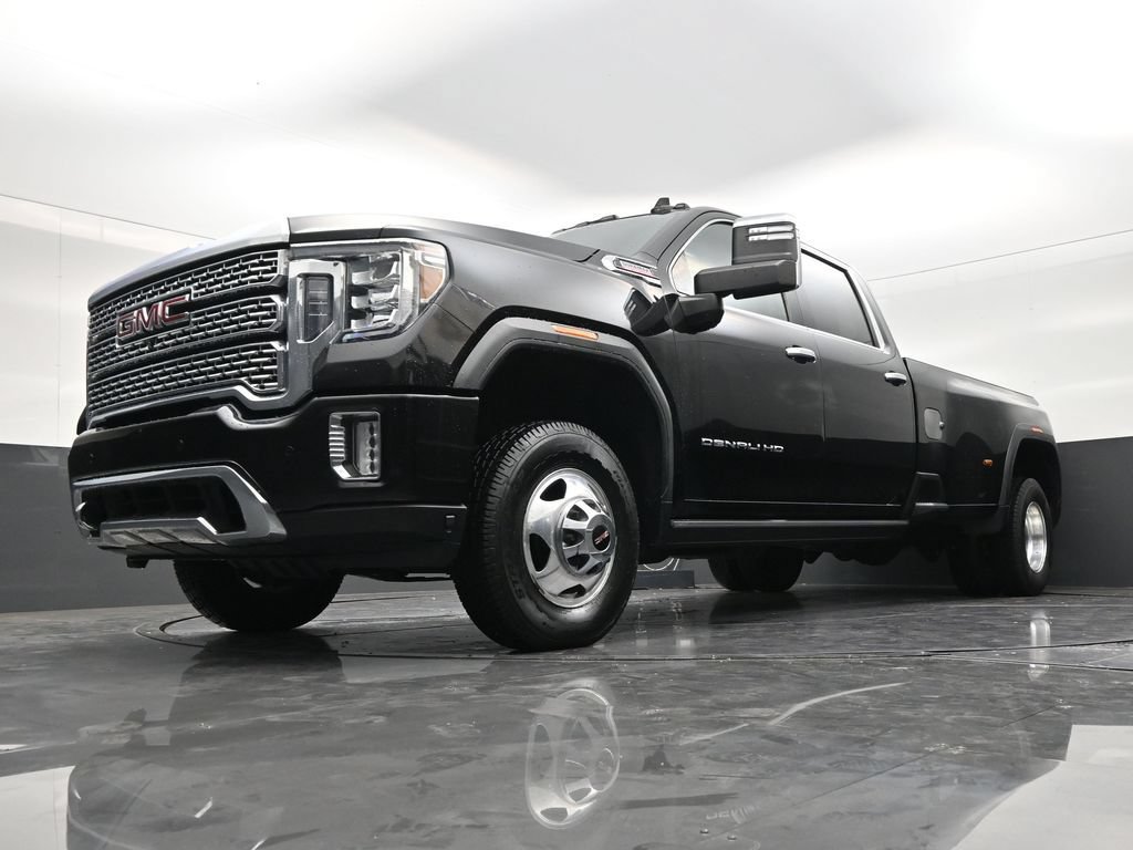 Used 2021 GMC Sierra 3500 Denali w/ Denali Ultimate Package AWD/4WD image 20