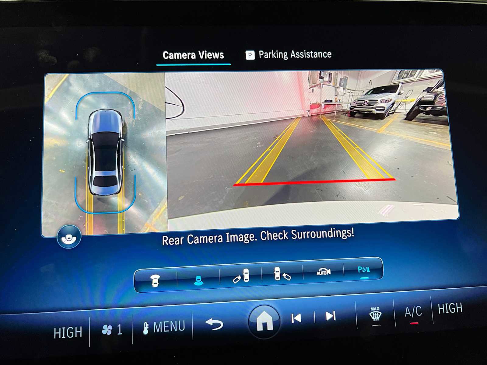 Used 2025 Mercedes-Benz E 350 4MATIC Sedan image 37