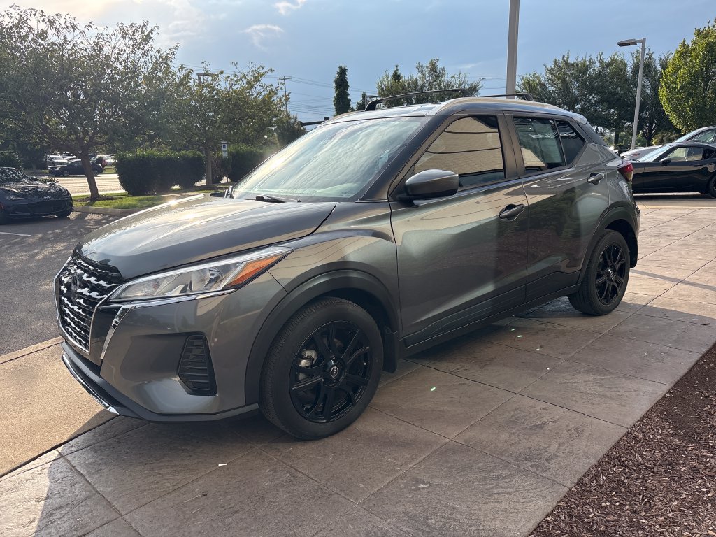 Used 2024 Nissan Kicks SV w/ Exterior Package FWD image 9