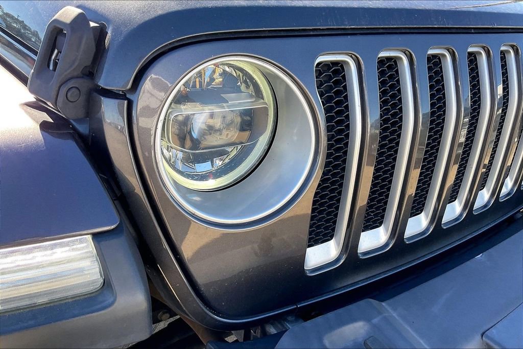 Used 2019 Jeep Wrangler Unlimited Sahara image 30