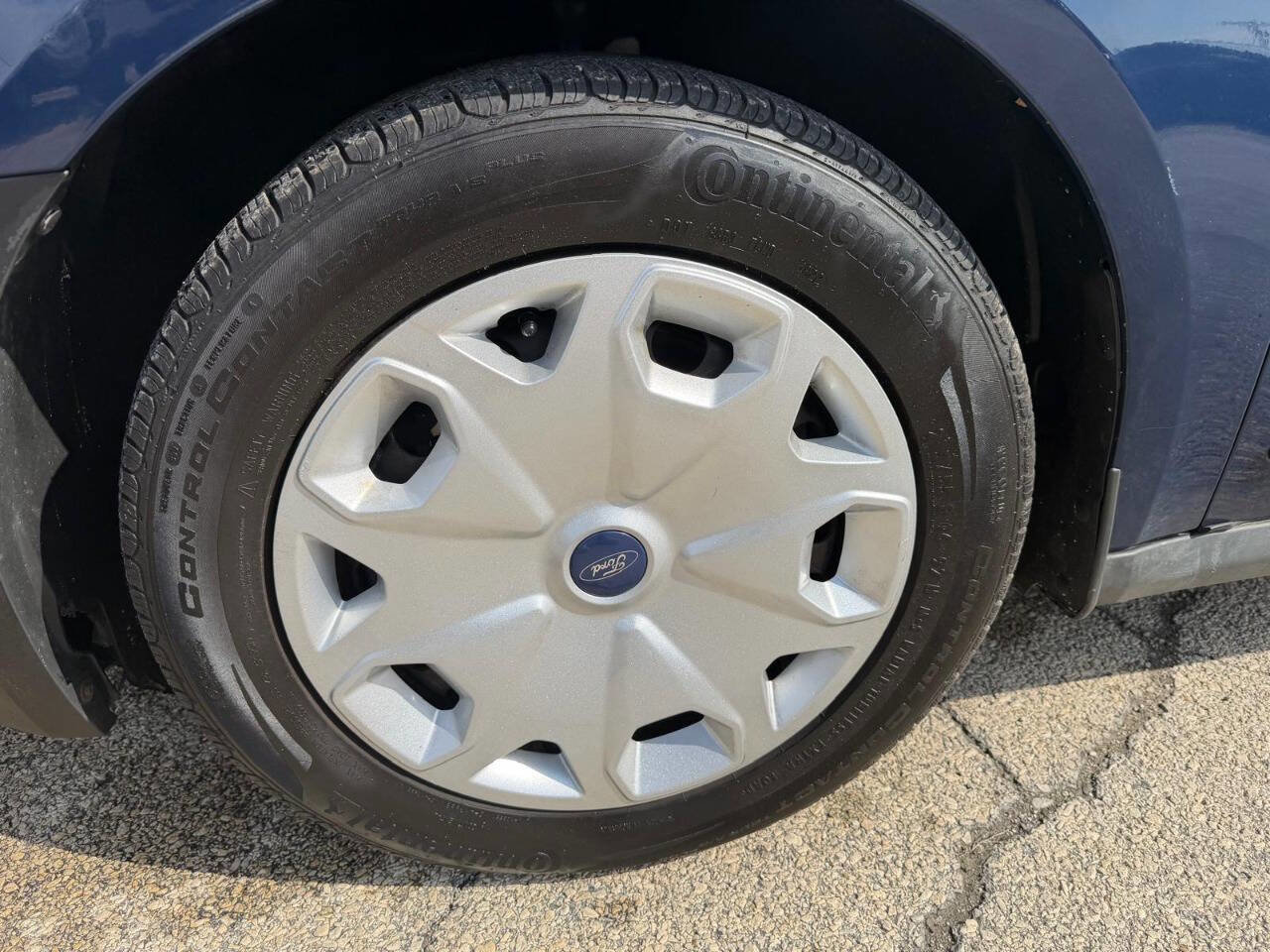 Used 2016 Ford Transit Connect XL image 17