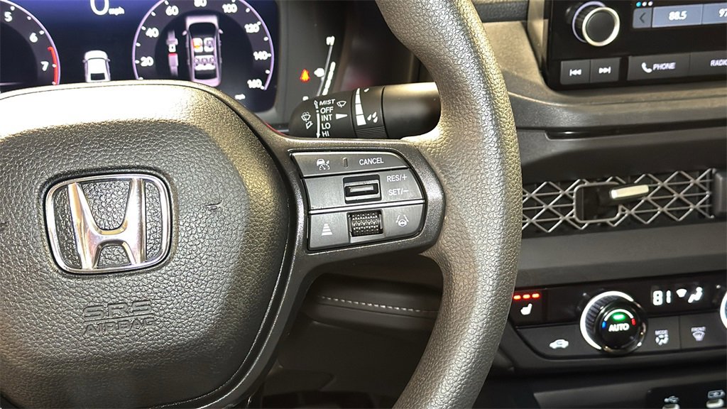 Used 2023 Honda Accord EX image 19