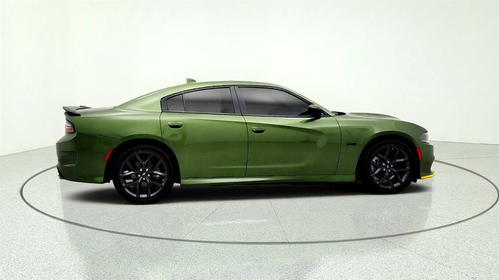 Used 2023 Dodge Charger R/T w/ Blacktop Package RWD image 4