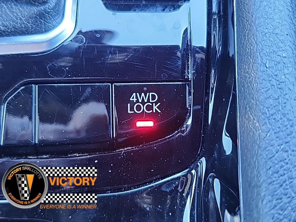 Used 2023 Jeep Compass Limited image 9