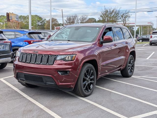 Used 2018 Jeep Grand Cherokee Altitude image 7
