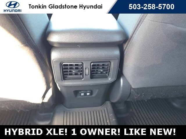 Used 2020 Toyota RAV4 XLE image 28