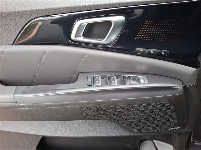 Used 2026 Kia Carnival SX Prestige image 12